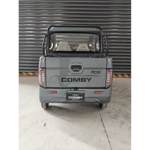 Mașină electrică RDB Comby, 1500W, viteză 25 km/h, ideală pentru copii.