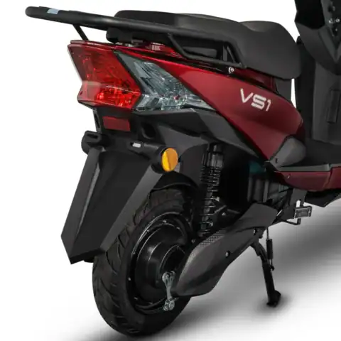 Scooter electric fără permis, model Voltarom S1, 1500W, viteză 25km/h, ideal pentru deplasări urbane.